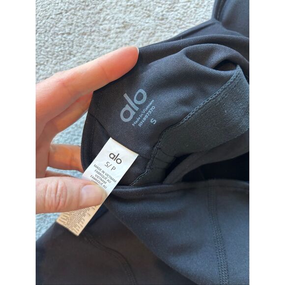 NWOT ALO Yoga Airbrush Real One piece Black, Small $118 G30 - Picture 7 of 9